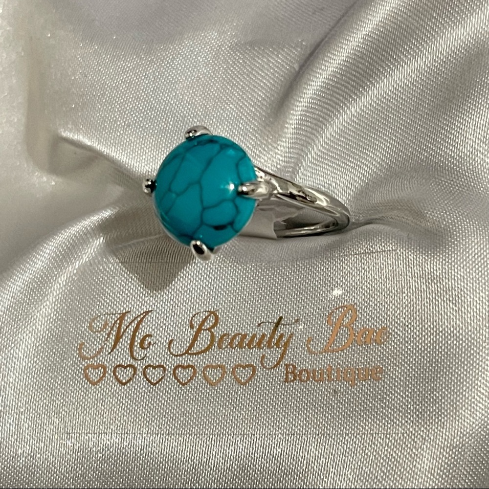 Turquoise Ring - Picture 2 of 5
